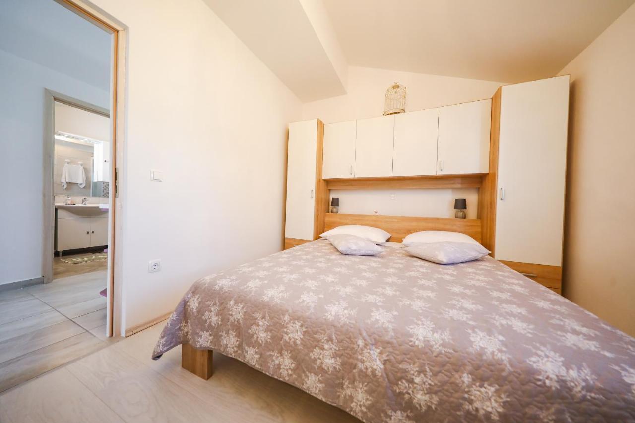 Holiday Home Ana Poljana  Ngoại thất bức ảnh