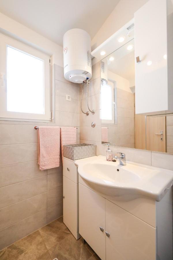Holiday Home Ana Poljana  Ngoại thất bức ảnh