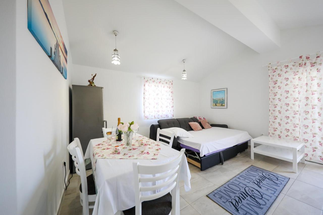 Holiday Home Ana Poljana  Ngoại thất bức ảnh