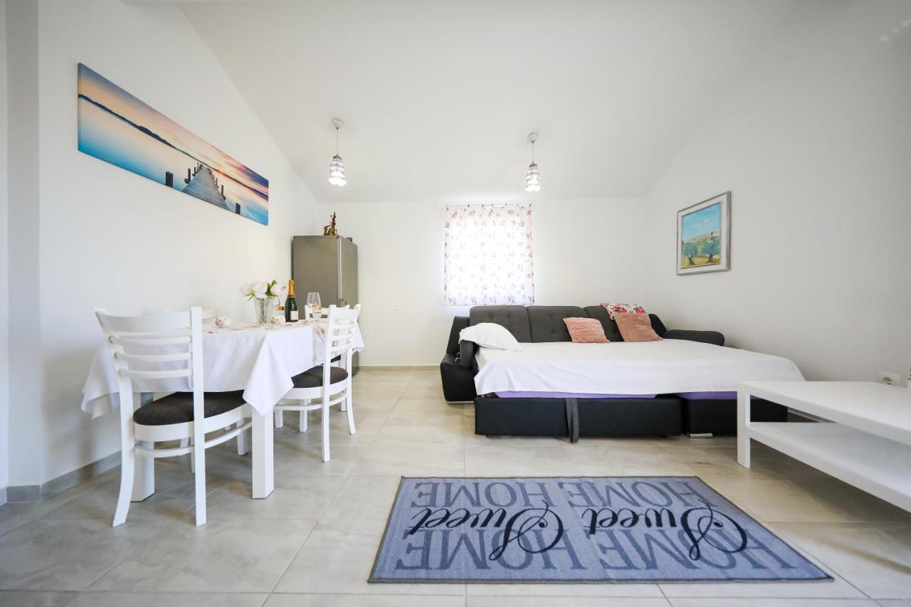 Holiday Home Ana Poljana  Ngoại thất bức ảnh